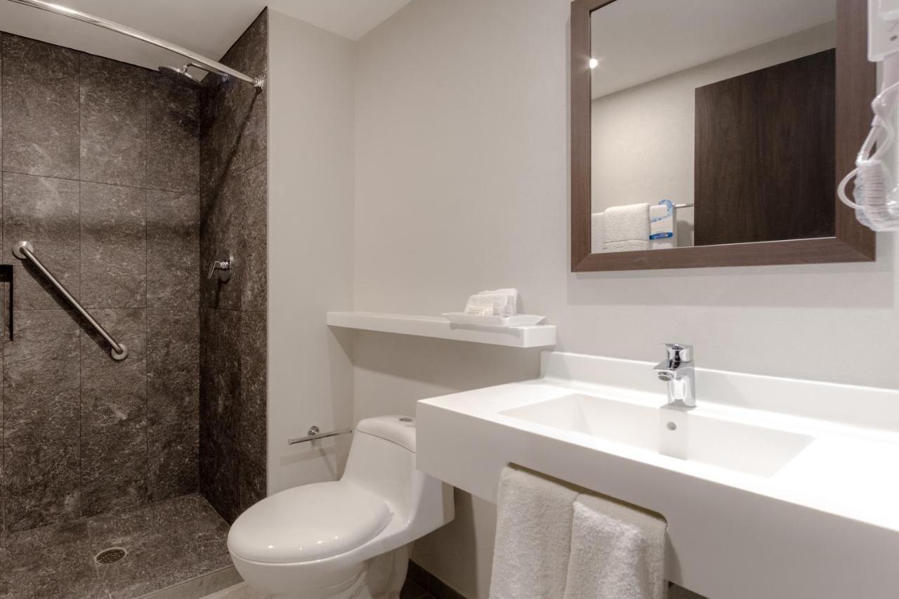 Sleep Guadalajara Galerias Gasthof 4*
