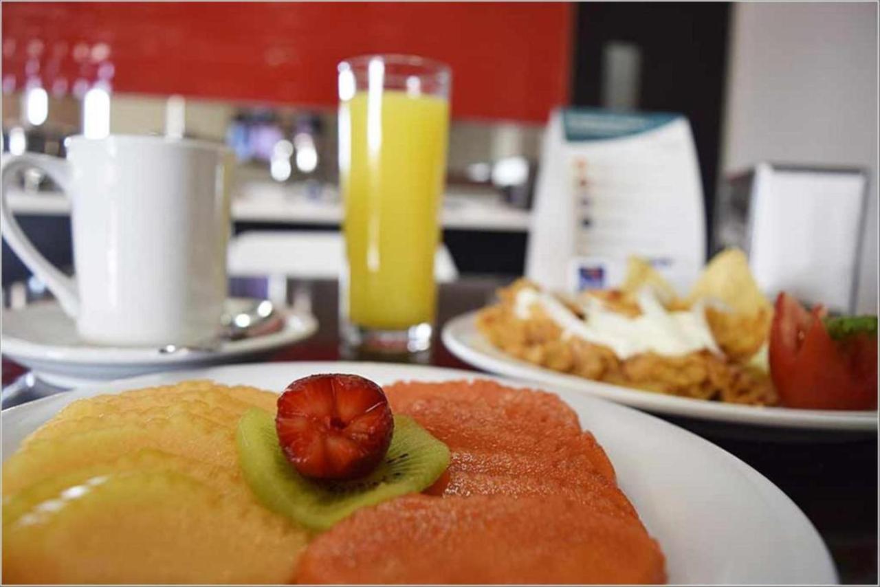 Sleep Guadalajara Galerias Gasthof 4*
